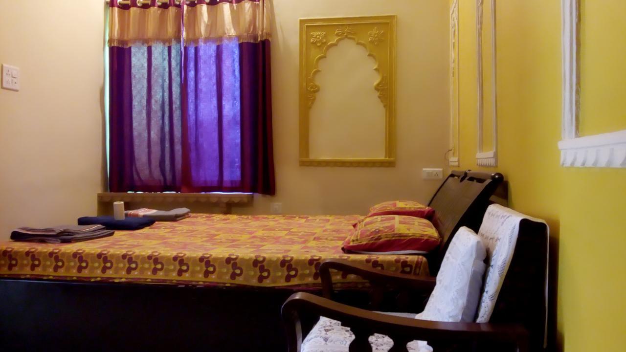 Shivam Tourist Guest House Бунди Экстерьер фото
