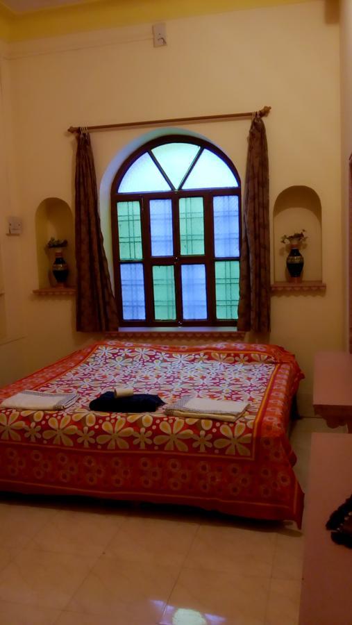 Shivam Tourist Guest House Бунди Экстерьер фото