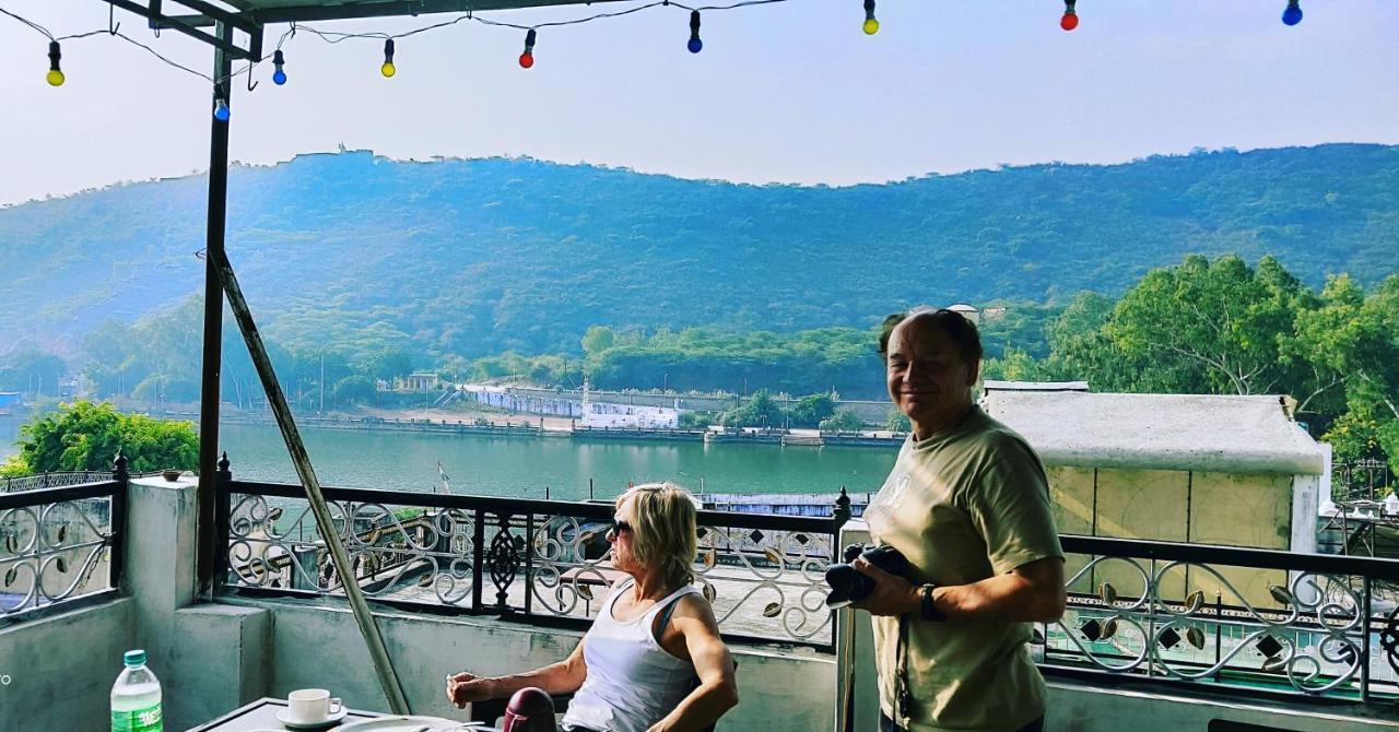Shivam Tourist Guest House Бунди Экстерьер фото
